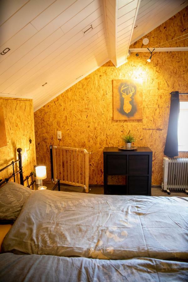 The Blacksmith'S House Libin Екстер'єр фото